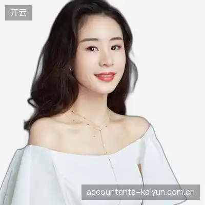 邓华飞